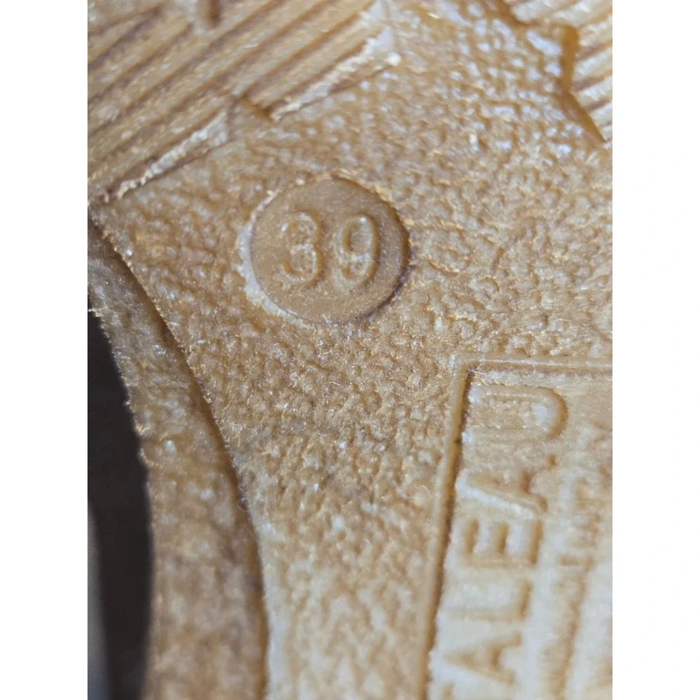 Italeau handmade suede